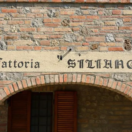Appartement Sigliano Sleeps 6 Pool Wifi