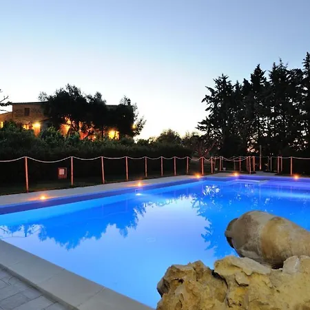 Sigliano Sleeps 6 Pool Wifi *