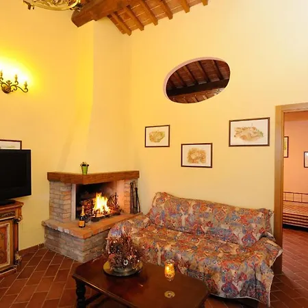 Apartment Sigliano Sleeps 6 Pool Wifi