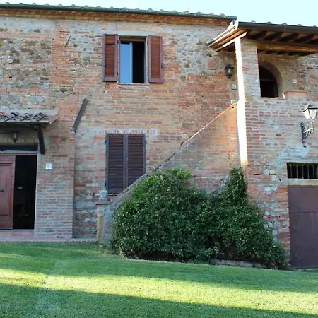 Sigliano Sleeps 6 Pool Wifi Apartment San Litardo