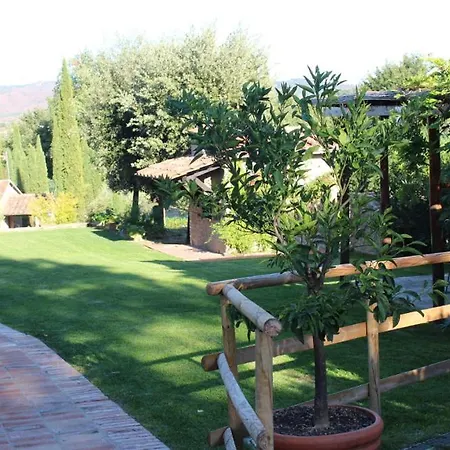 Apartment Sigliano Sleeps 6 Pool Wifi