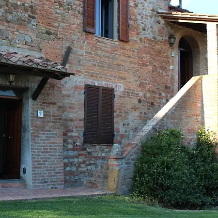 Appartement Sigliano Sleeps 6 Pool Wifi *