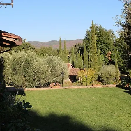 Sigliano Sleeps 6 Pool Wifi Apartment