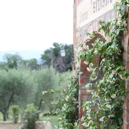 Sigliano Sleeps 6 Pool Wifi * San Litardo