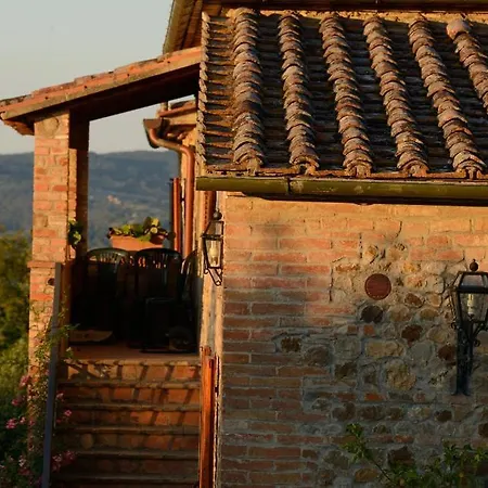 Appartement Sigliano Sleeps 6 Pool Wifi San Litardo